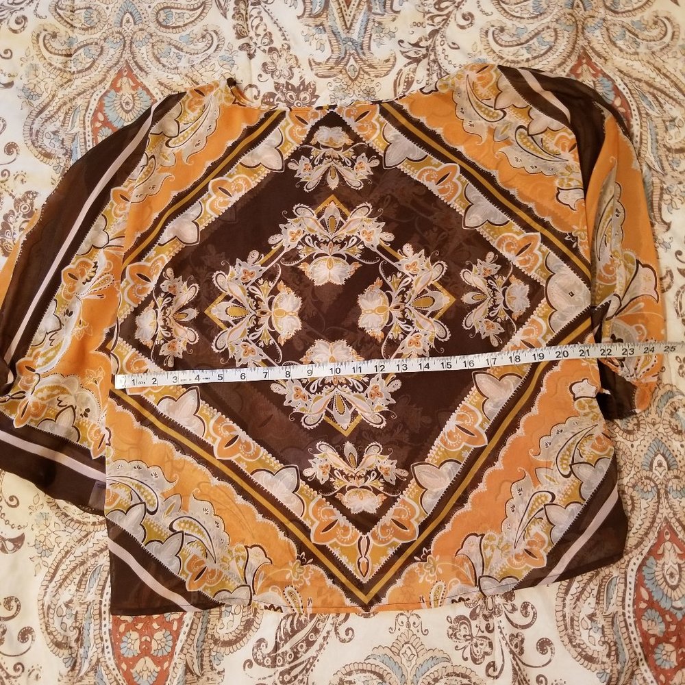 Patterned Top - Picture 3 of 3